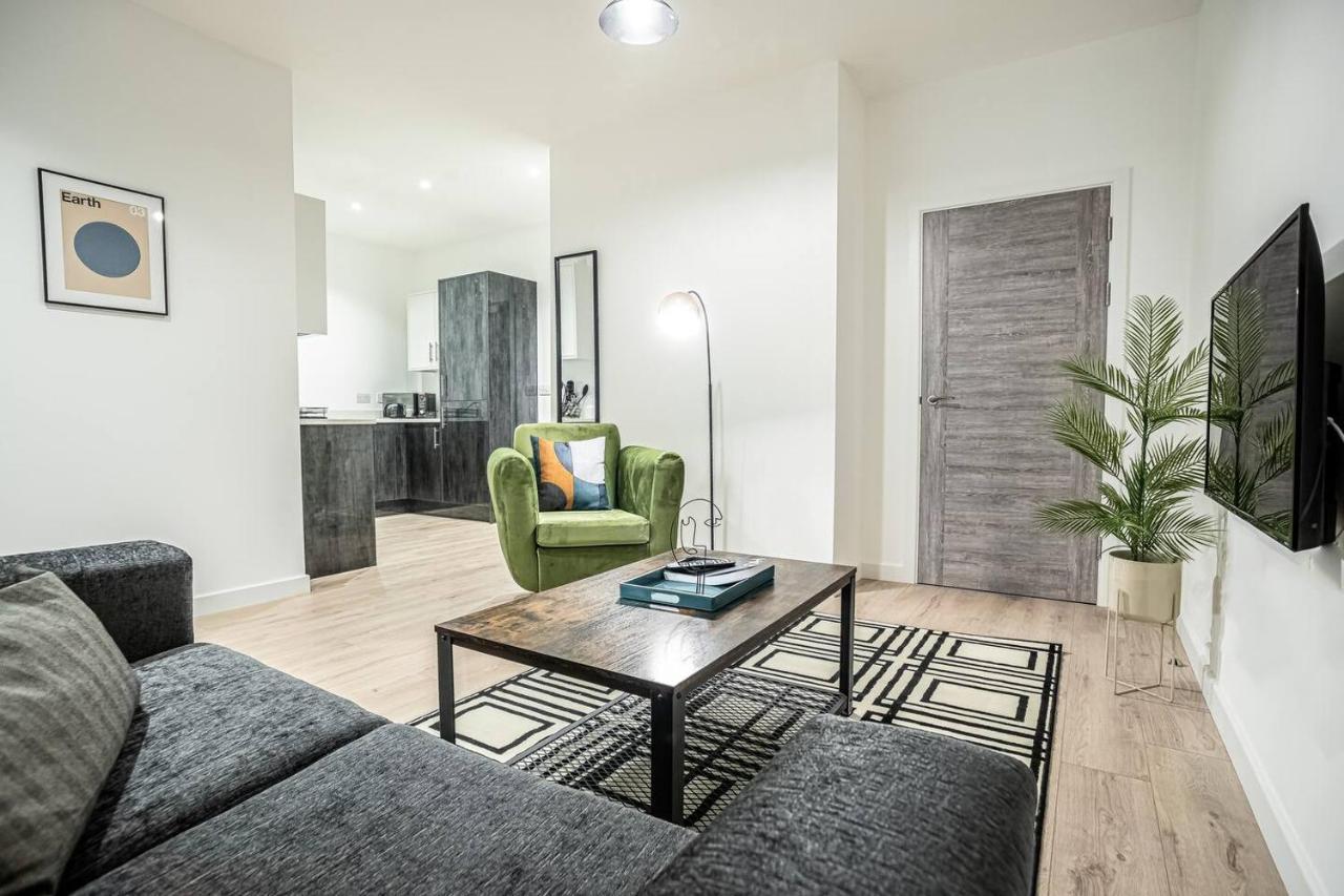 Two Bedroom - Central Peterborough Apartment - Bayard Apartments Εξωτερικό φωτογραφία
