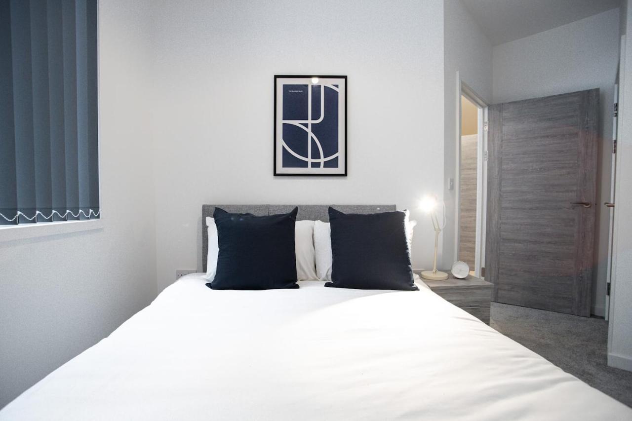 Two Bedroom - Central Peterborough Apartment - Bayard Apartments Εξωτερικό φωτογραφία